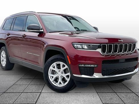 Used 2023 Jeep Grand Cherokee L Limited AWD/4WD image 2