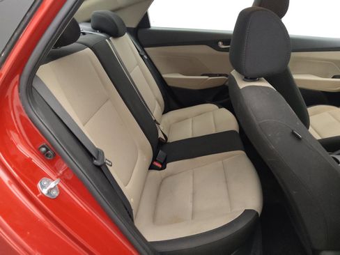 Used 2022 Hyundai Accent SE FWD image 19