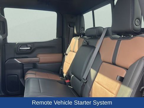 Used 2022 Chevrolet Silverado 1500 High Country w/ Technology Package image 16