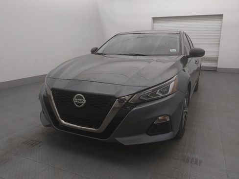 Used 2021 Nissan Altima 2.5 SR w/ SR Premium Package FWD image 15