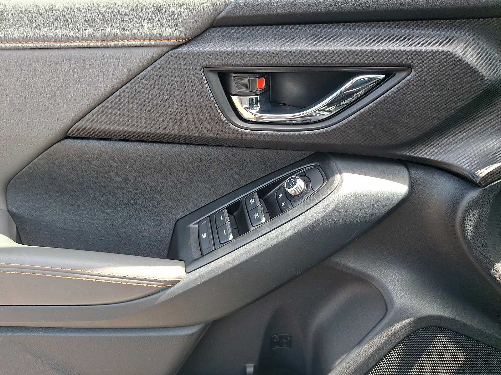 Certified 2024 Subaru Crosstrek 2.5i Limited w/ Crosstrek Mirror Package AWD/4WD image 13