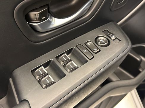 Certified 2025 Honda Pilot EX-L image 19