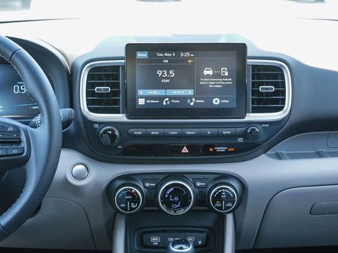 New 2026 Hyundai Venue SEL FWD image 13