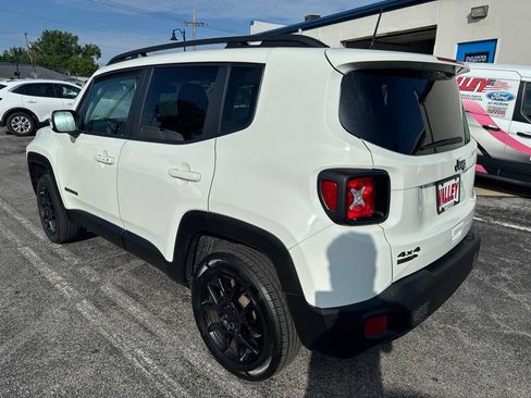 Used 2020 Jeep Renegade Altitude AWD/4WD image 9