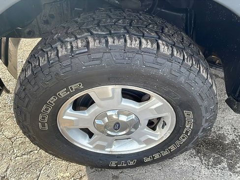 Used 2014 Ford F150 XLT image 27