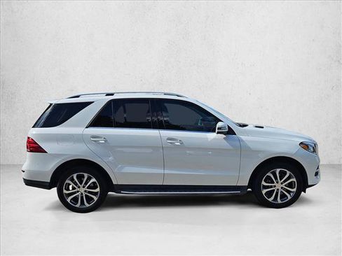 Used 2016 Mercedes-Benz GLE 350 image 4