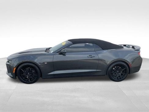 Used 2018 Chevrolet Camaro SS RWD image 30