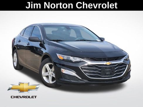 Used 2020 Chevrolet Malibu LS image 1