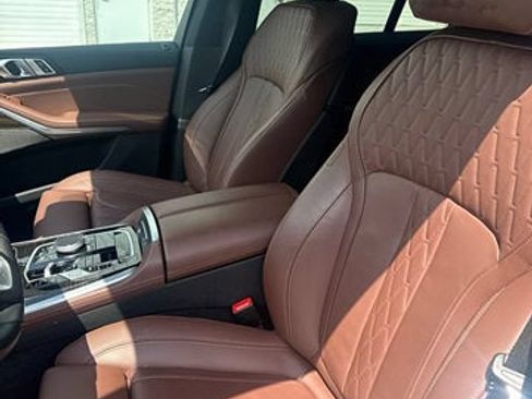 Used 2024 BMW X5 xDrive40i w/ Premium Package AWD/4WD image 15