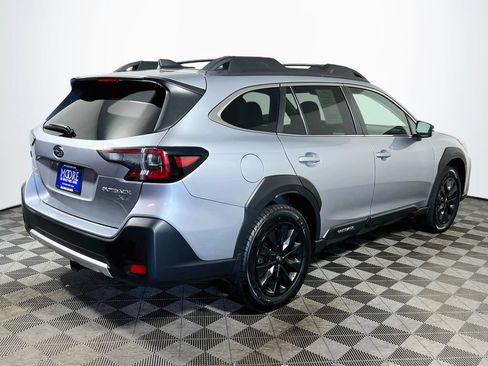 Used 2023 Subaru Outback Limited XT AWD/4WD image 7