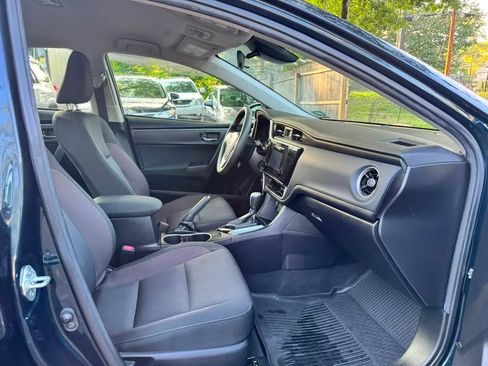 Used 2019 Toyota Corolla LE FWD image 8
