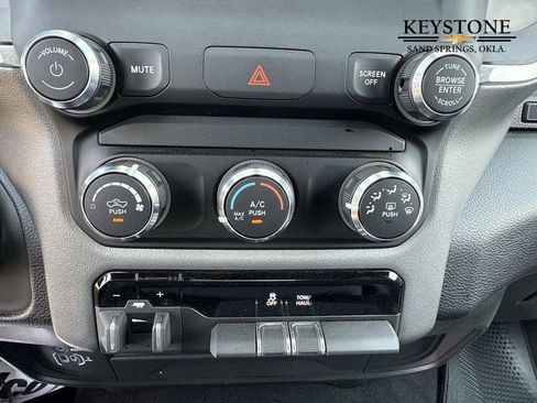 Used 2024 RAM 2500 Big Horn w/ Bed Utility Group image 22