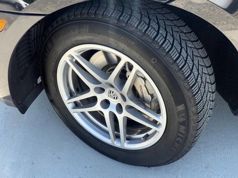 Used 2015 Porsche Macan S w/ Premium Package Plus AWD/4WD image 11