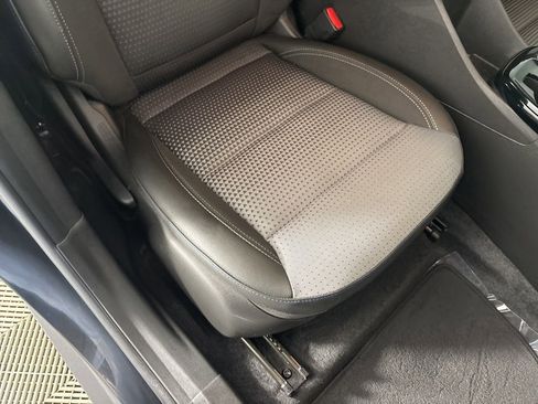 Used 2024 Chevrolet Trax LT image 31