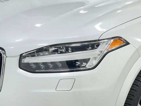 Used 2018 Volvo XC90 T6 Momentum w/ Convenience Package AWD/4WD image 35