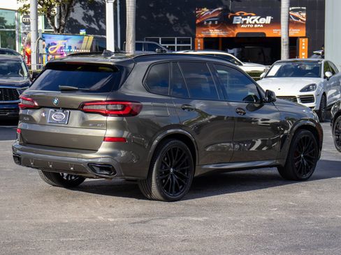 Used 2022 BMW X5 sDrive40i w/ M Sport Package image 5