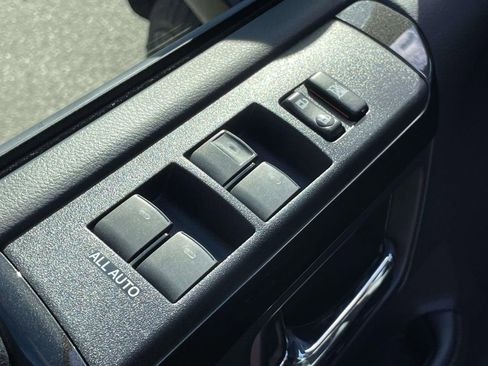 Used 2020 Toyota 4Runner TRD Off-Road Premium image 17