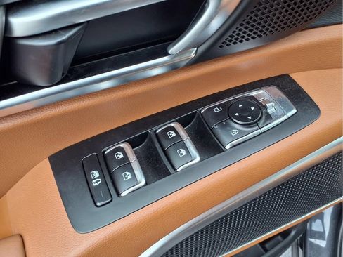 Used 2025 Kia Telluride EX X-Line AWD/4WD image 17