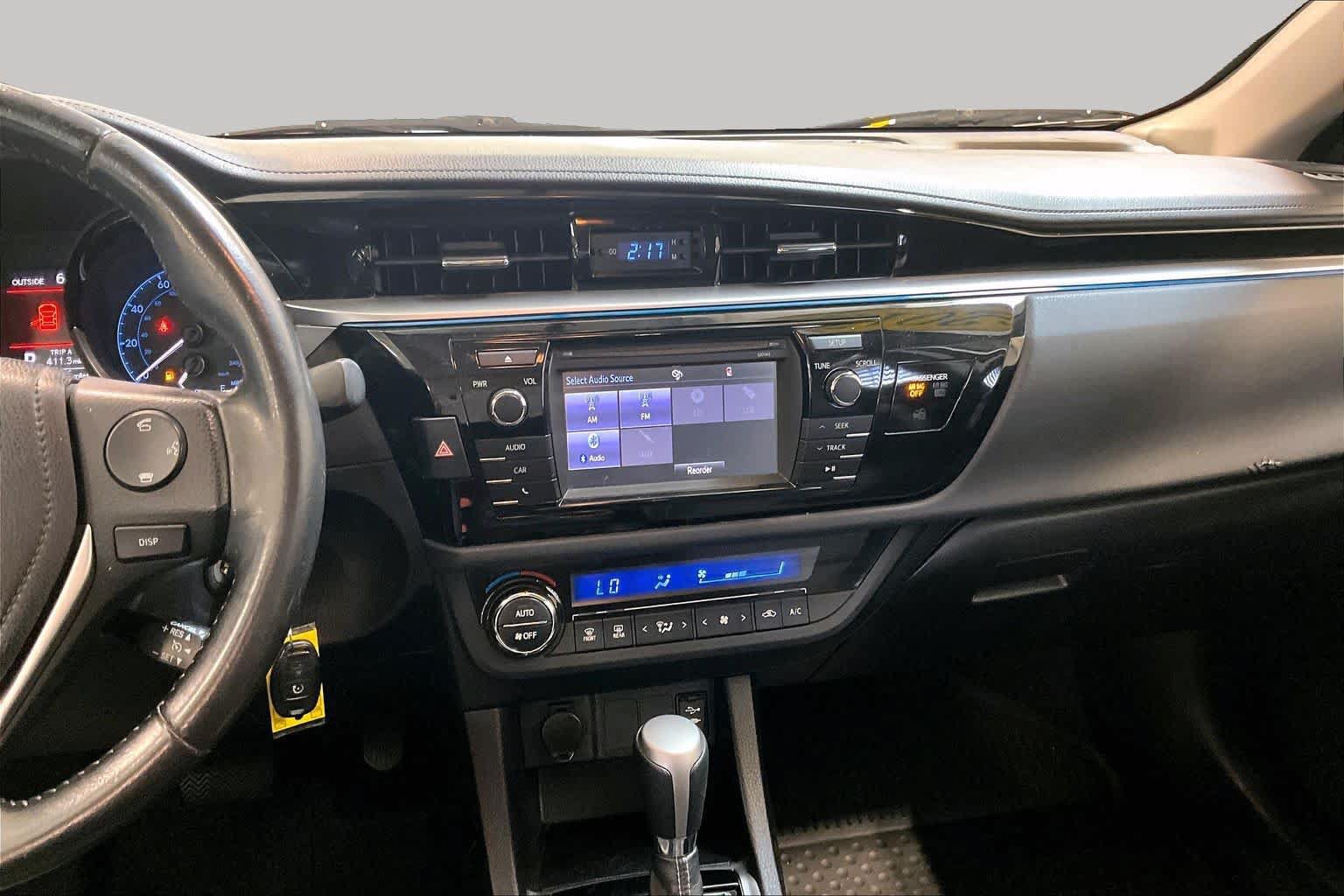 Used 2015 Toyota Corolla S FWD image 7
