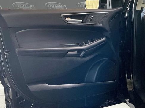 Used 2024 Ford Edge SE w/ Black Appearance Package AWD/4WD image 11