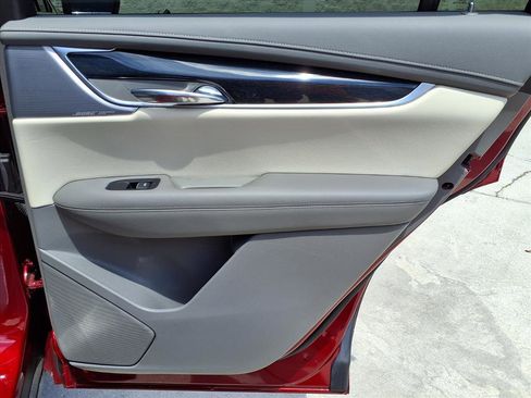 Certified 2024 Cadillac XT6 Premium Luxury w/ Technology Package FWD image 12