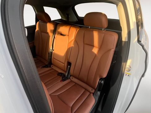 Used 2023 Audi Q7 3.0T Prestige image 13