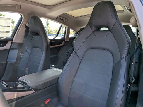 New 2026 Porsche Panamera image 5