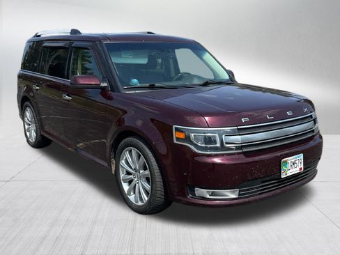 Used 2018 Ford Flex Limited w/ Equipment Group 301A AWD/4WD image 2