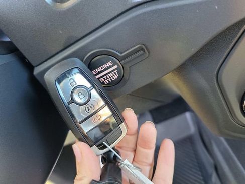 Used 2025 Ford Bronco Raptor w/ Interior Carbon Fiber Pack image 19