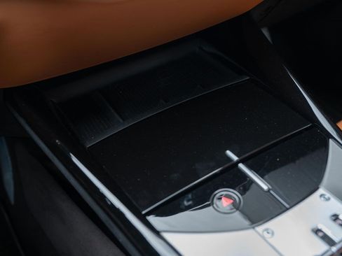Used 2025 Ferrari Purosangue AWD/4WD image 47