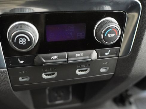 Used 2021 Chevrolet Tahoe RST w/ Luxury Package RWD image 35