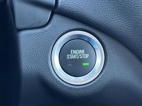 Used 2024 Chevrolet Equinox LT image 16