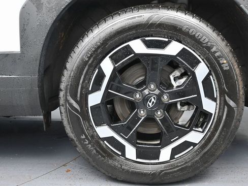 Used 2024 Hyundai Santa Fe SEL image 12