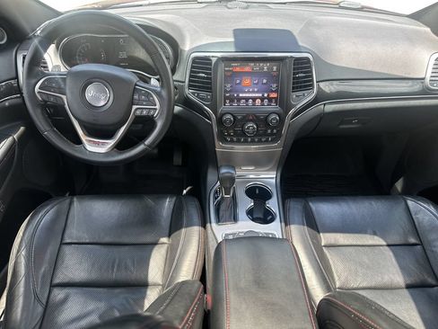 Used 2017 Jeep Grand Cherokee Trailhawk w/ Trailhawk Luxury Group AWD/4WD image 23