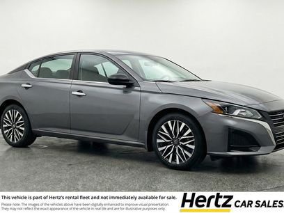 Used 2025 Nissan Altima 2.5 SV