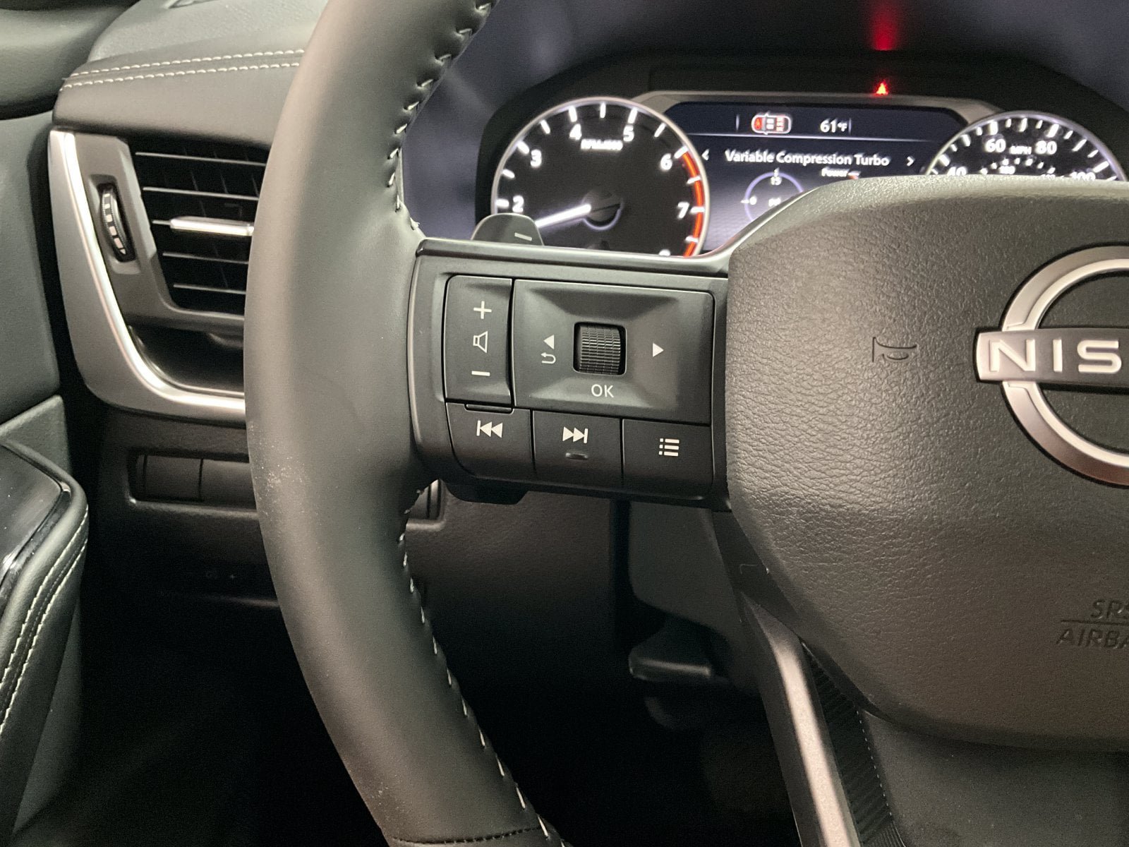 Used 2026 Nissan Rogue SV AWD/4WD image 18