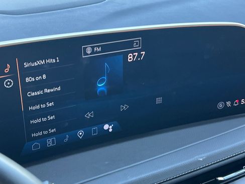 Certified 2025 Cadillac XT4 Premium Luxury image 26