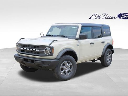 New 2026 Ford Bronco Big Bend AWD/4WD image 1