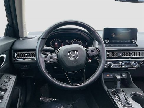 Used 2022 Honda Civic EX image 22