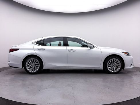 Used 2023 Lexus ES 350 Ultra Luxury image 44