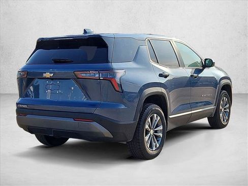 Used 2025 Chevrolet Equinox LT FWD image 5