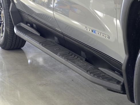 New 2026 Chevrolet Silverado EV LT image 11