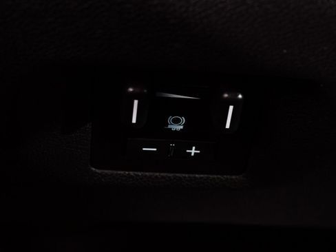 Used 2013 GMC Sierra 2500 SLT w/ SLT Convenience Package image 29