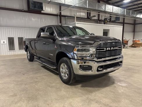 Used 2022 RAM 2500 Laramie image 2