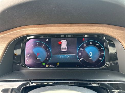 New 2025 Volkswagen Atlas SE image 15