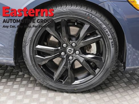 Used 2024 Volvo S60 B5 Core FWD image 30