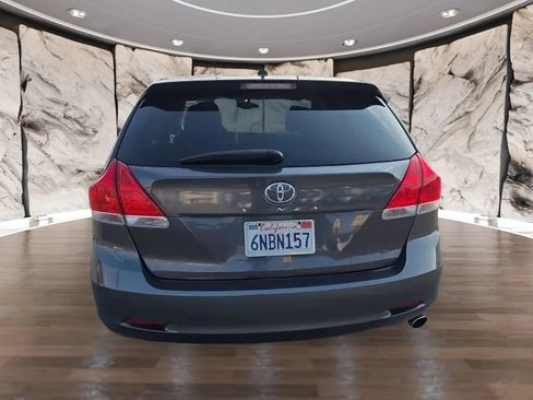 Used 2010 Toyota Venza FWD image 5
