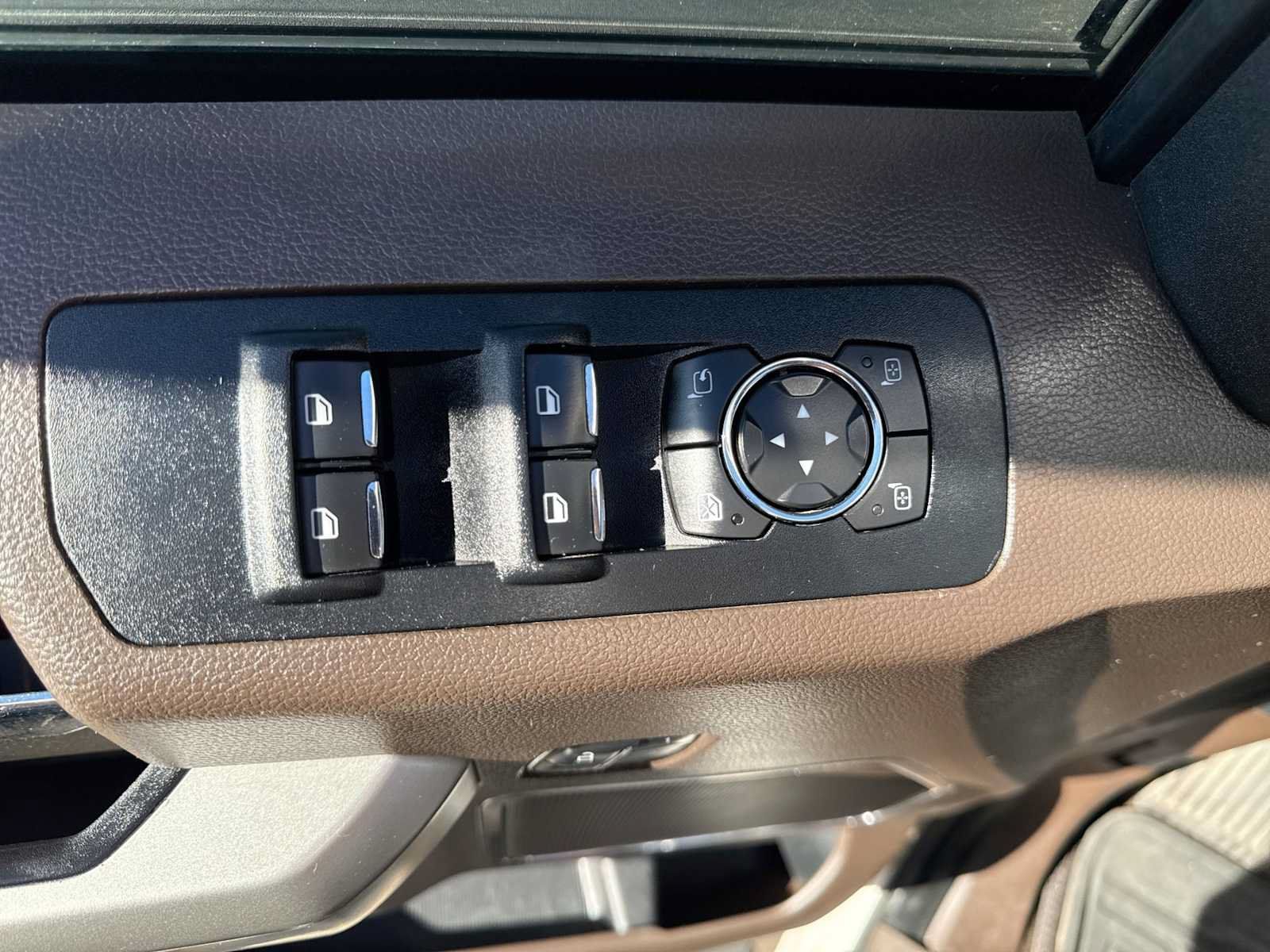 Used 2015 Ford F150 King Ranch w/ Equipment Group 601A Luxury AWD/4WD image 16