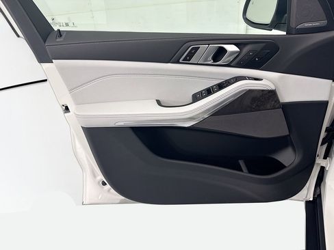 New 2026 BMW X5 xDrive40i AWD/4WD image 23