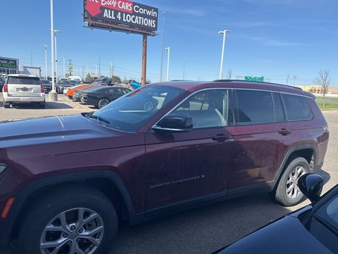 Used 2022 Jeep Grand Cherokee L Limited AWD/4WD image 4